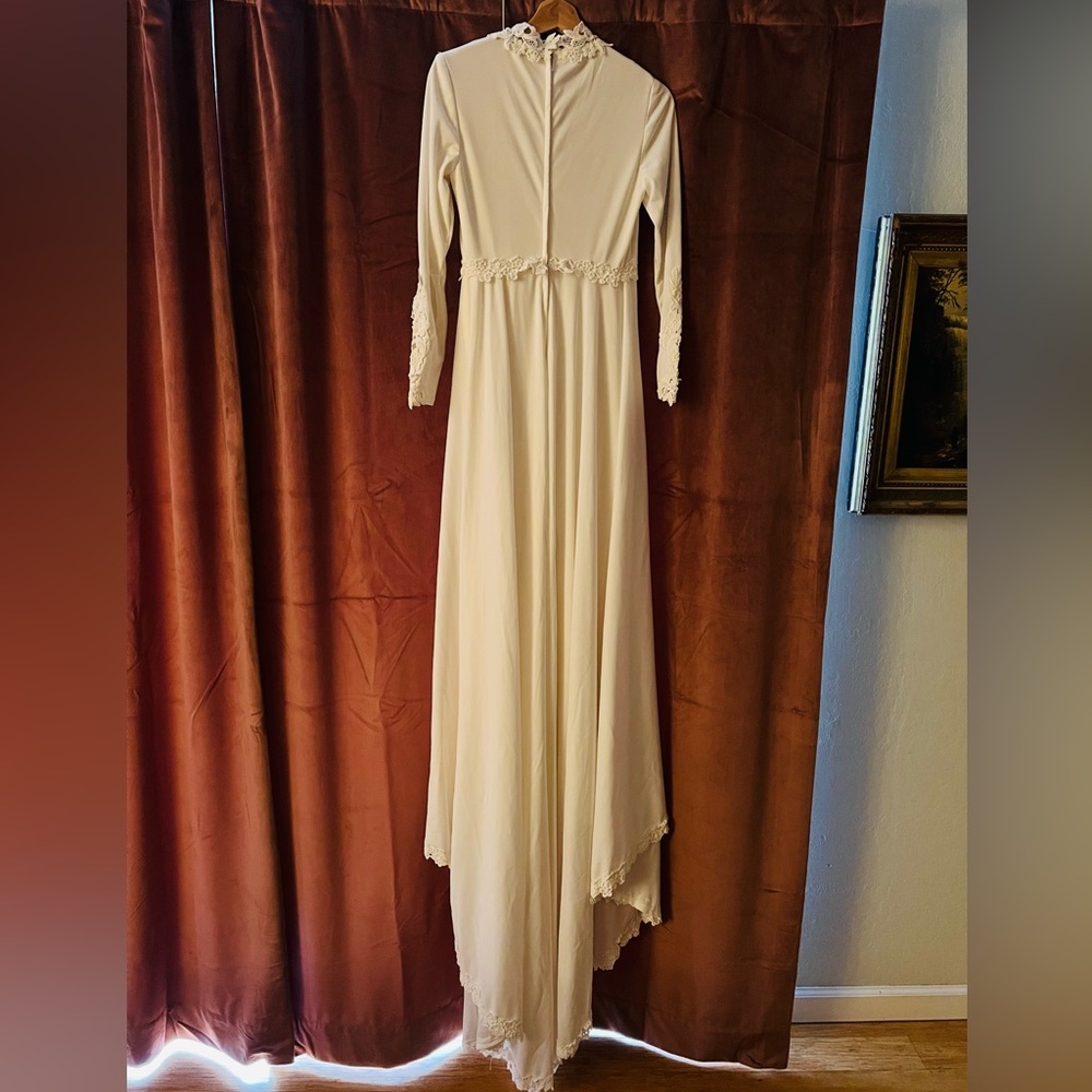 70’s Vintage wedding gown small/med - Picture 4 of 5